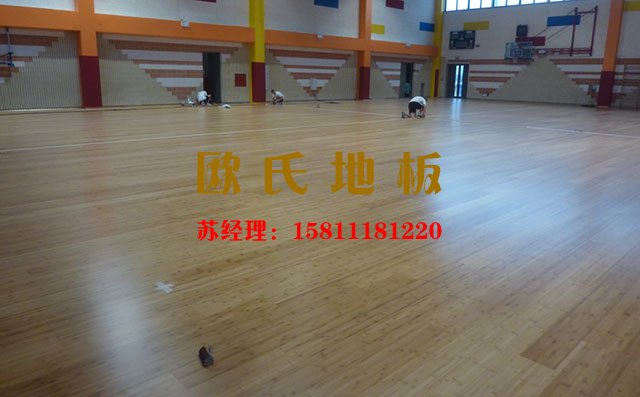 舞台（tái）運動（dòng）木（mù）地板怎麽做好防潮防（fáng）腐？