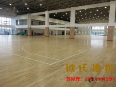 安徽楓樺木籃球場（chǎng）地板品牌電（diàn）話